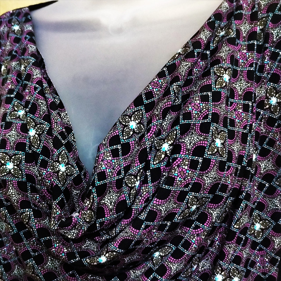 Van Heusen Draped Front Top NWT M - Picture 2 of 6